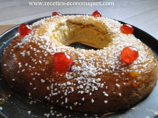 un gateau des rois à tomber : comme à la boulangerie!! image