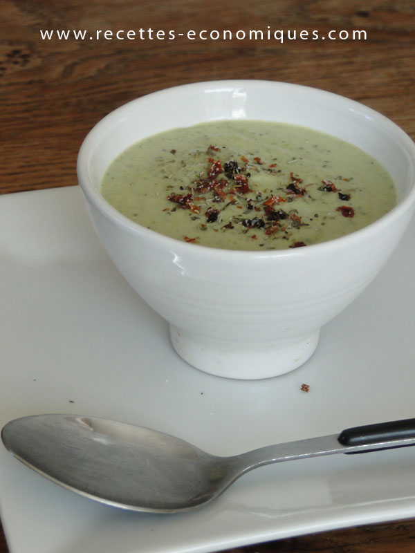 Verrine ou velouté courgettes roquefort, extra image