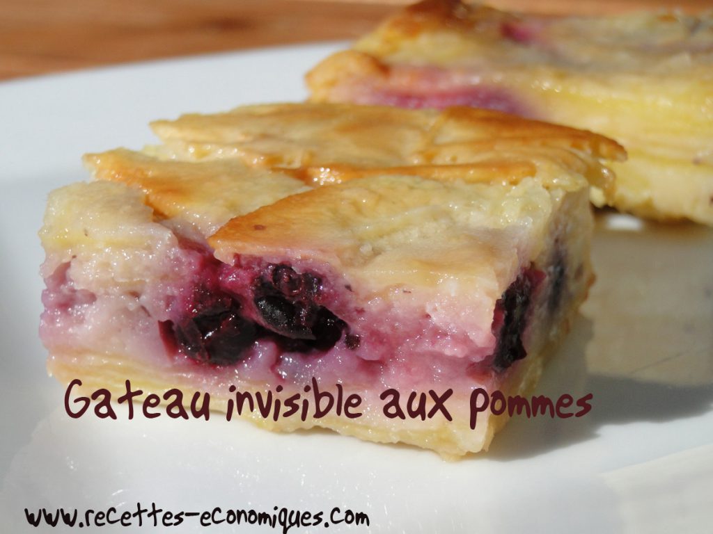 recette gateau invisible aux pommes et fruits rouges