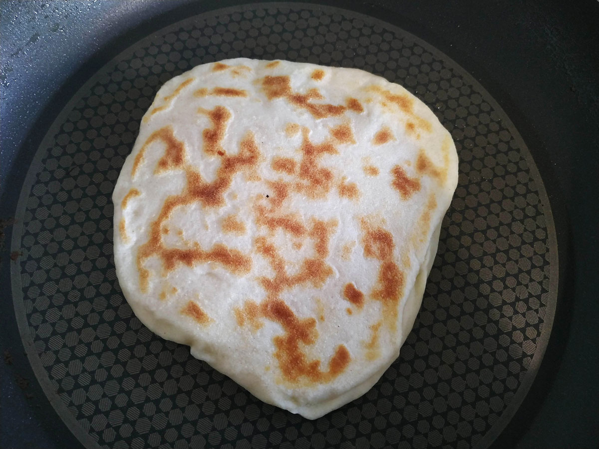 Naans au fromage thermomix image