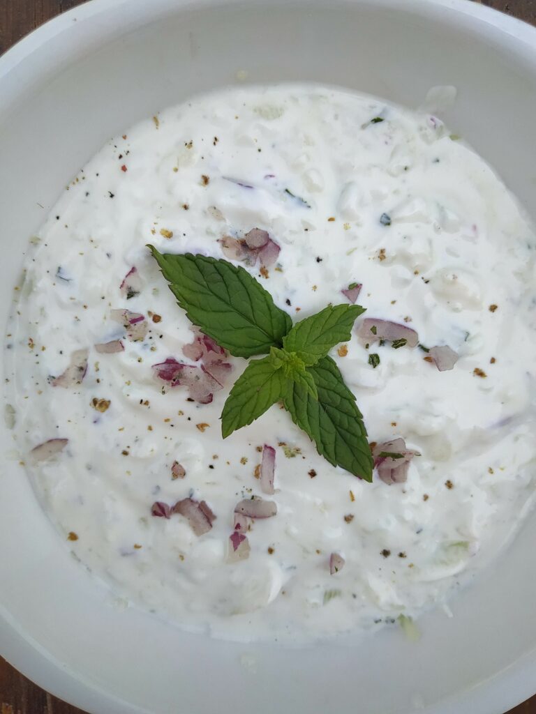 Tzatziki (concombre, fromage blanc et menthe)